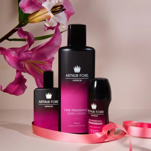 limited edition Pink #2 gift set R300